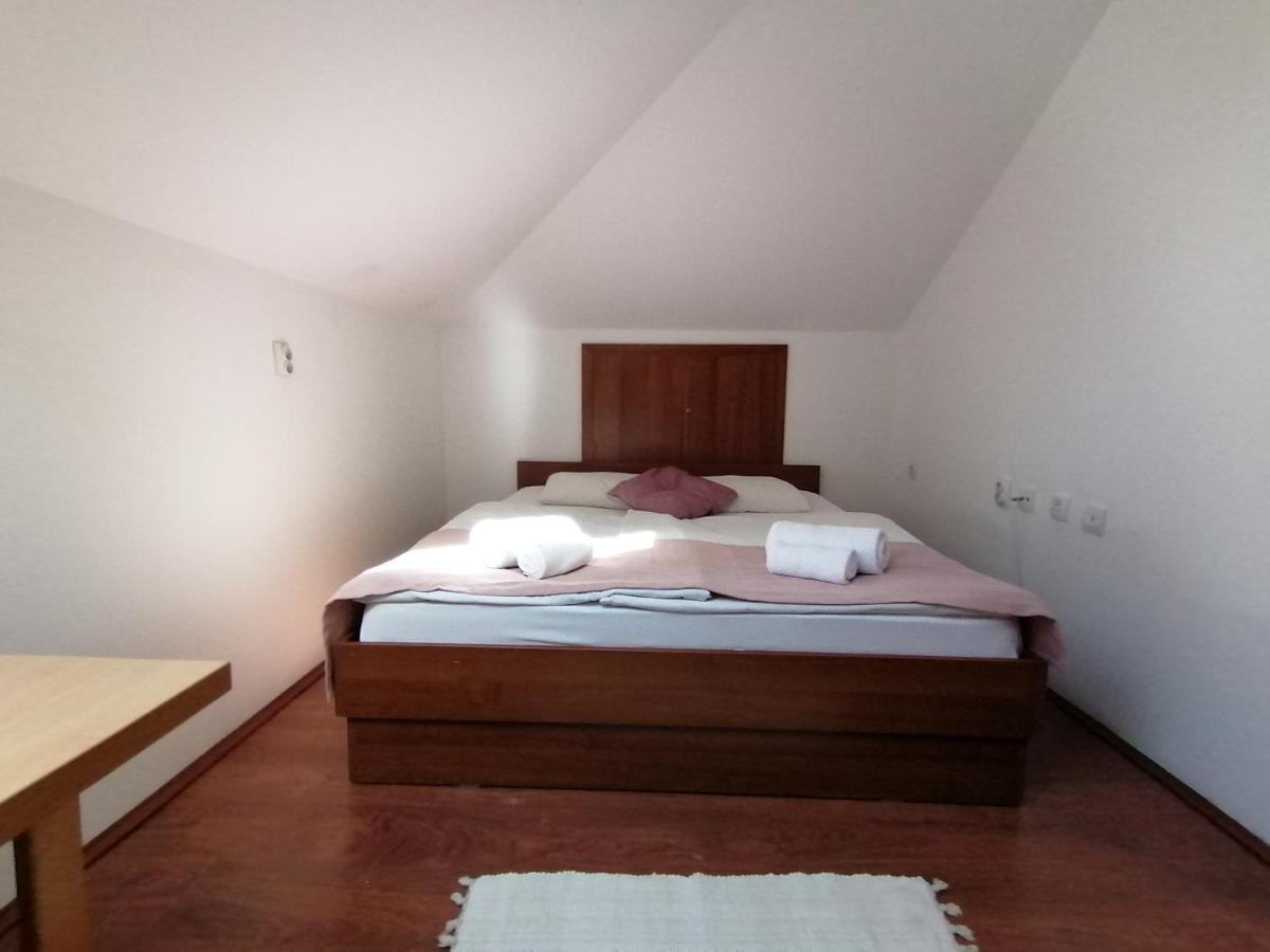 Mon Accommodation Free Parking Ni Eksteriør bilde