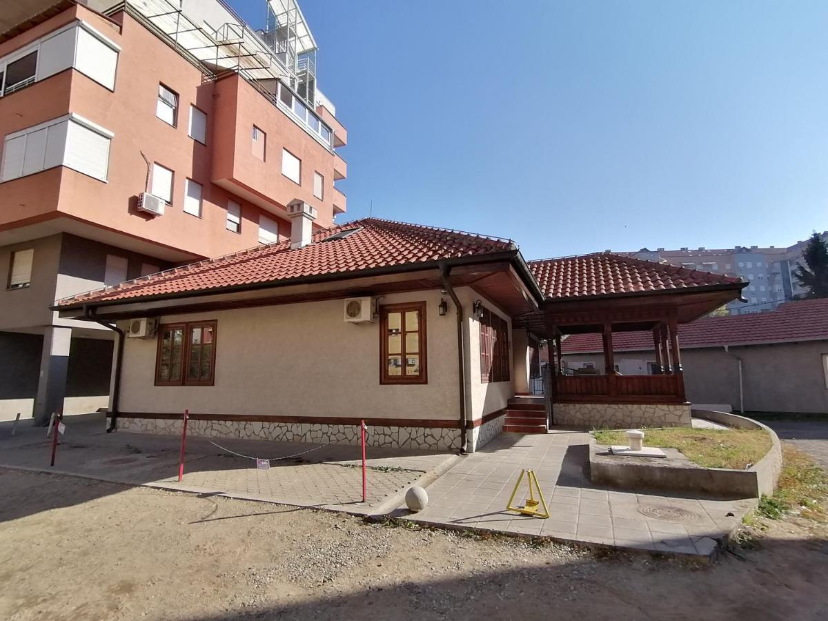 Mon Accommodation Free Parking Ni Eksteriør bilde