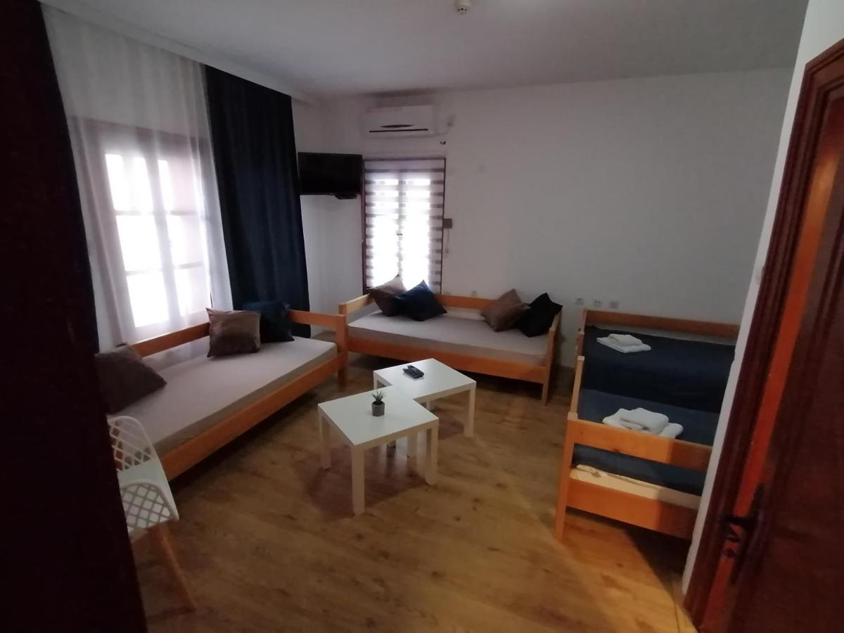 Mon Accommodation Free Parking Ni Eksteriør bilde