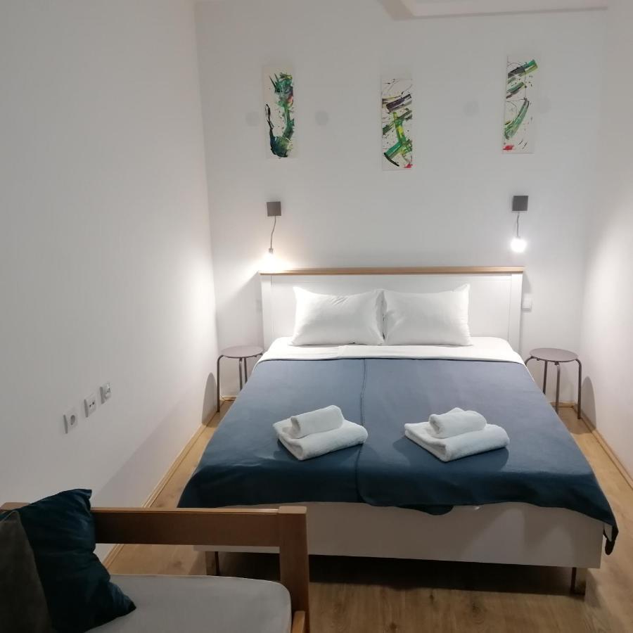 Mon Accommodation Free Parking Ni Eksteriør bilde